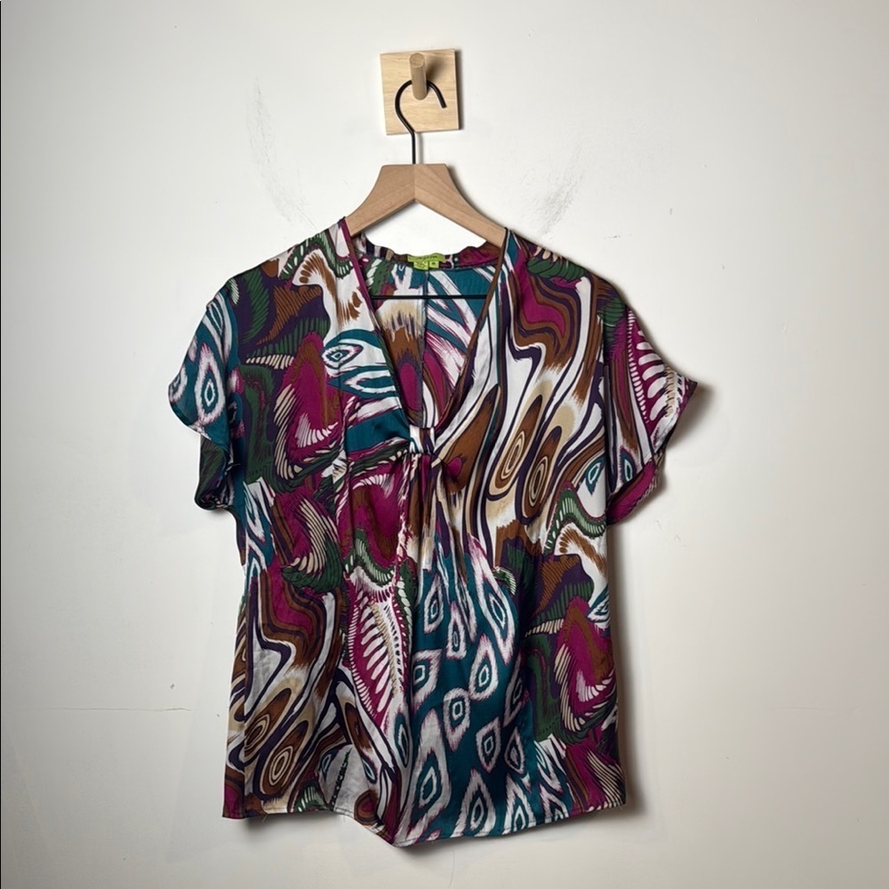Agora Women’s Short Sleeve Multicolor Abstract Blouse size M